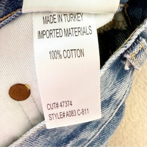 Agolde Distressed High Rise Dee Short in Riccochet Size 26 - Picture 6 of 6